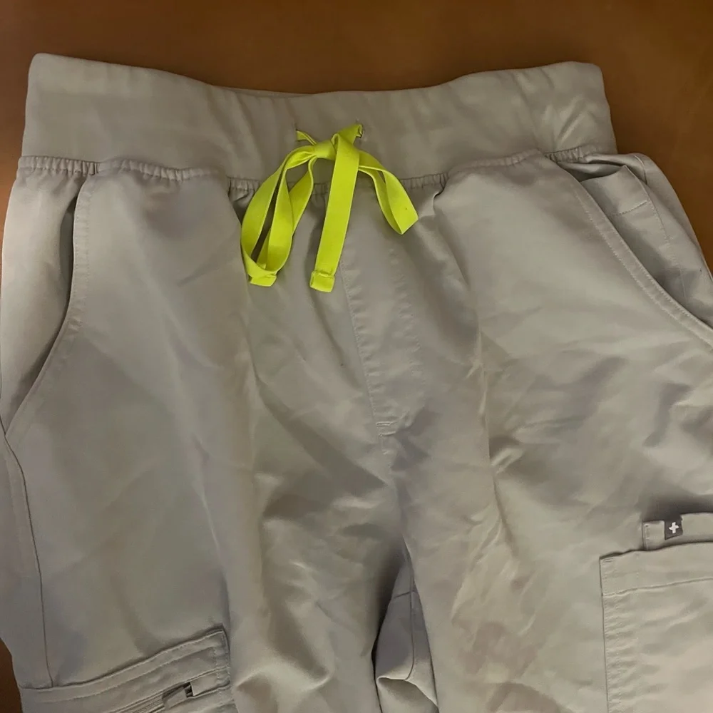 Figs Technical Pants - Picture 5 of 7